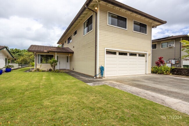 Building Photo - Beautiful Serene Kaneohe Residence