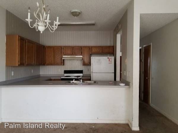 Foto del edificio - 1847 Whispering Oaks Ln