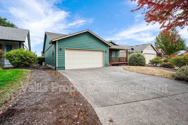 Building Photo - 1718 Salmon River St NW