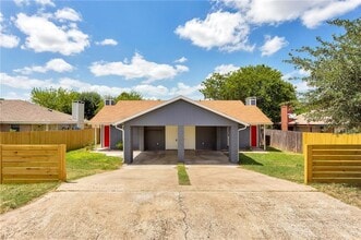 Building Photo - 9710 Teasdale Terrace
