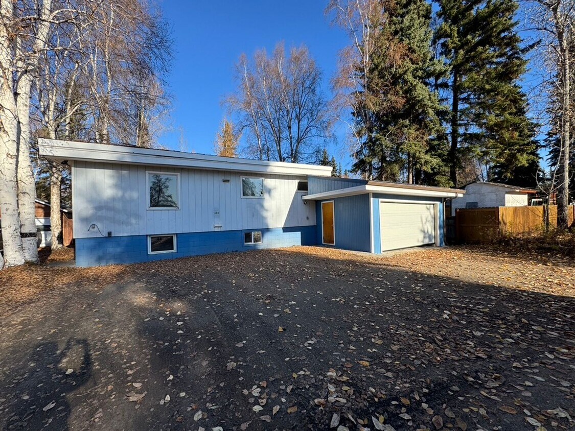 Primary Photo - 426 Haines Ave