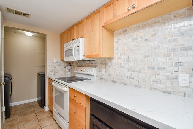 Foto del edificio - 9536 Windswept Ln