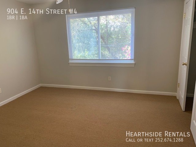 Building Photo - * ECU STUDENTS ONLY* 1 Bed / 1 Bath Apt. i...