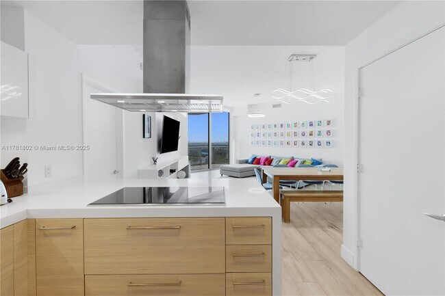 Foto del edificio - 17111 Biscayne Blvd