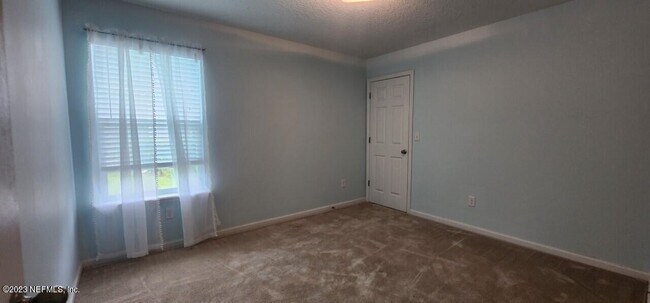 Building Photo - 318 Mystic Castle Dr
