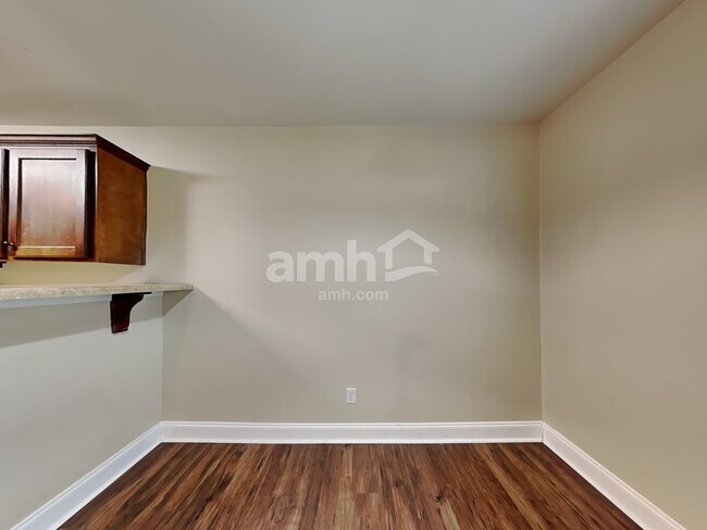 Building Photo - 75 Ristona Drive
