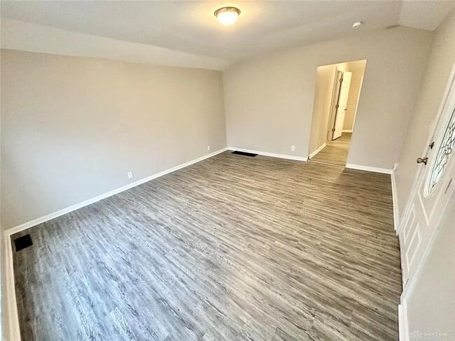 Foto del edificio - 3210 Illinois Ave