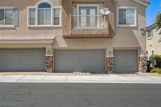 Foto del edificio - 8744 Traveling Breeze Ave