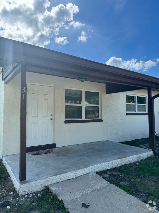 Gibson Smiths Apartments for Rent with a Yard Arcadia, FL 1 Rentals