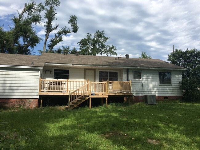 Building Photo - 4 Bed 2 Bath - Secluded at I-20 & Hwy 167