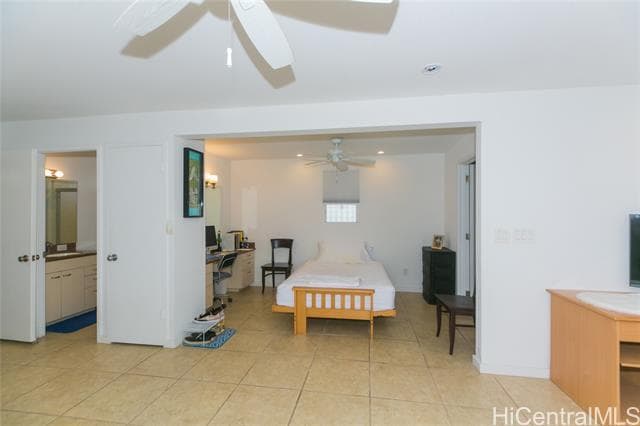Building Photo - 1441 Pueo St