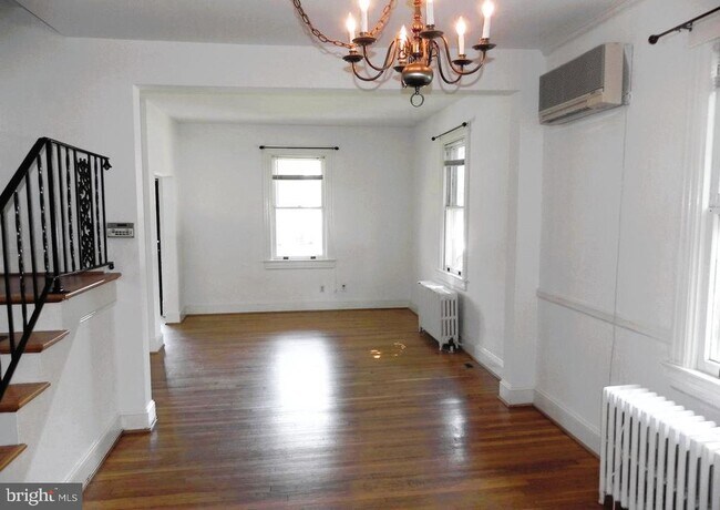Foto del edificio - 1200 N Cleveland St