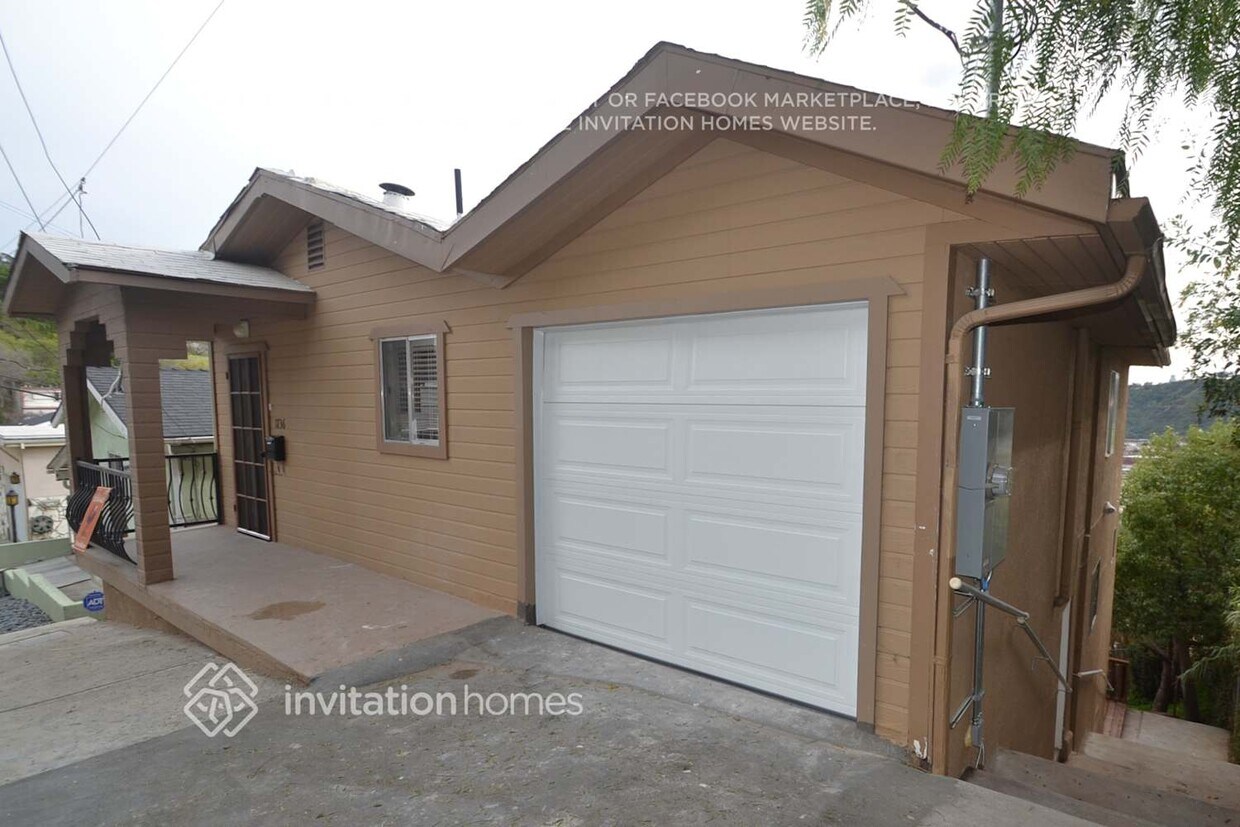 Foto principal - 1736 Kilbourn St