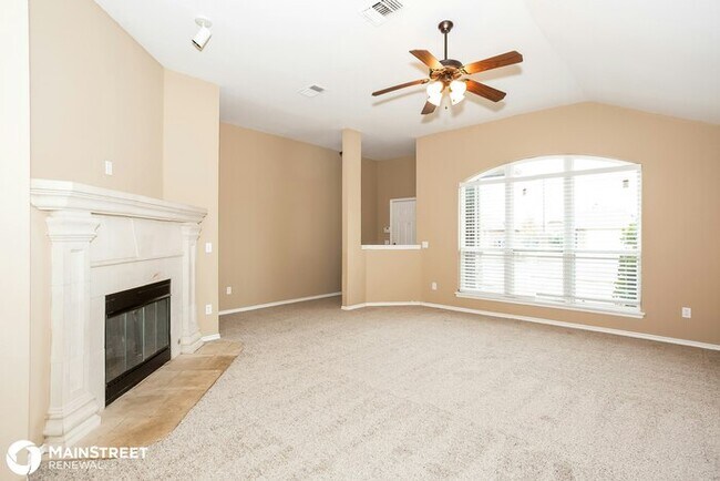 Foto del edificio - 305 Tecumseh Meadows Dr, Norman, OK 73069