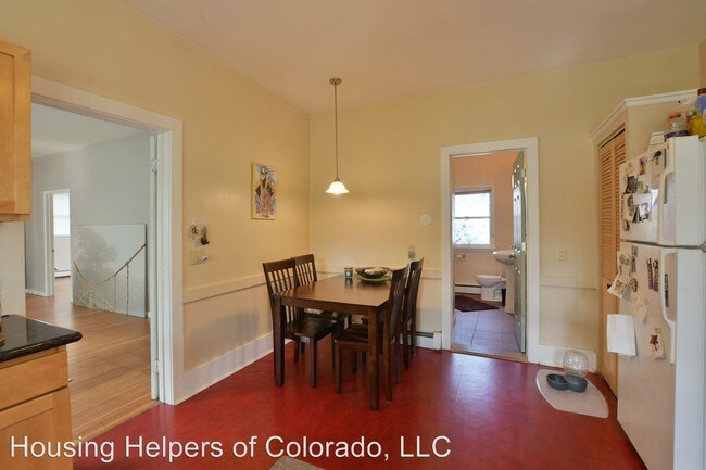 Building Photo - 3 br, 2.5 bath House - 2212 Pine Street