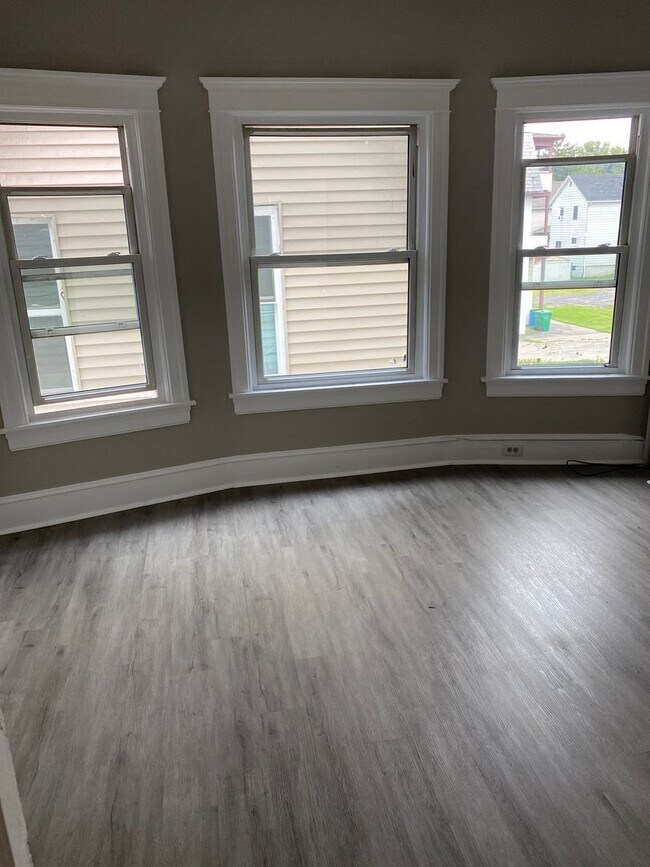 Foto del edificio - 1125 Pittston Ave