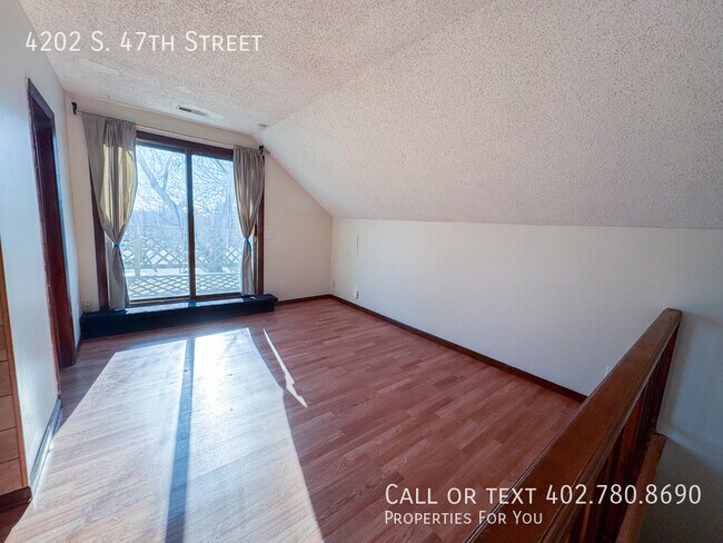Foto del edificio - 4202 S 47th St