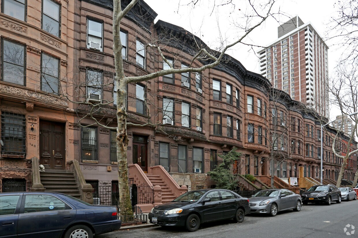 Building Photo - 144 W 88th St