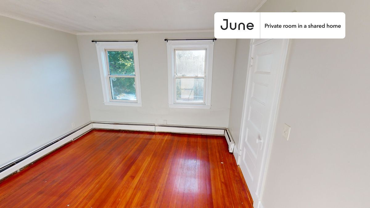 Private bedroom in 5 bed/2 bath Home Condo for Rent in Boston, MA