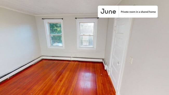 Building Photo - Room in Shared 5 bed/2 bath home