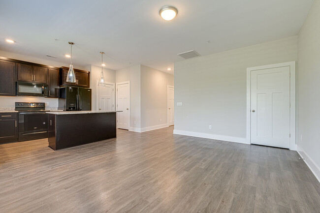 Foto del edificio - Highland at Hickory Hills Townhomes