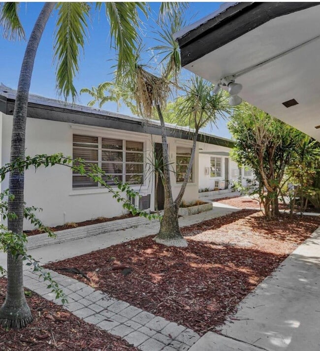 Foto del edificio - 820 NE 16th Ave