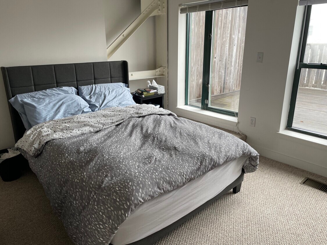 Bedroom - 71 Fulkerson St