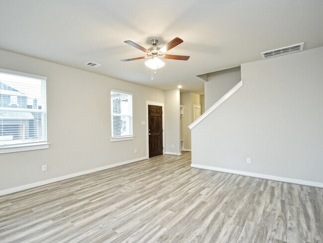 Building Photo - 17201 A Leafroller Dr