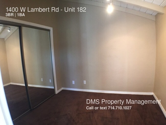 Foto del edificio - 1400 W Lambert Rd
