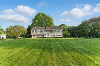 Building Photo - 121 Indian Meadow Dr