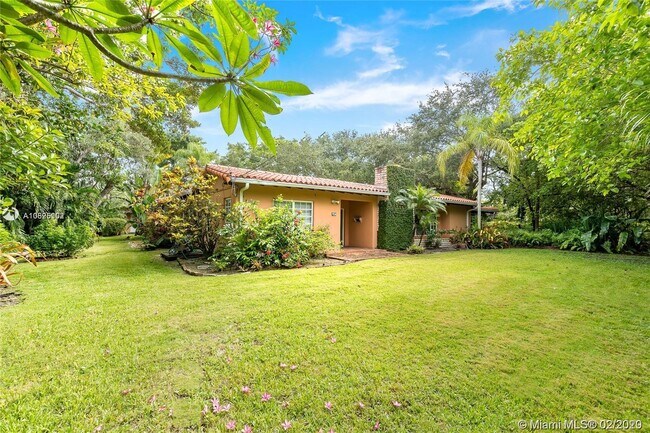 Foto del edificio - 5907 SW 80th St