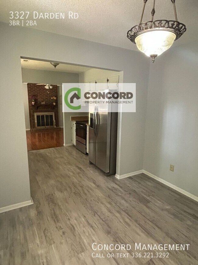 Foto del edificio - 3327 Darden Rd