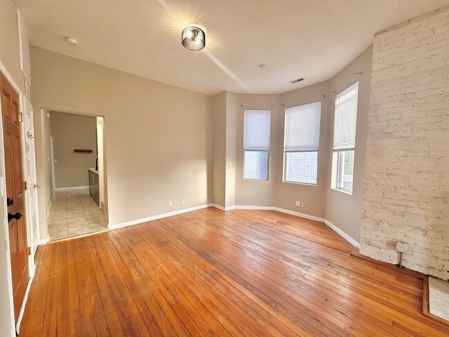 Foto del edificio - 851 N Ashland Ave