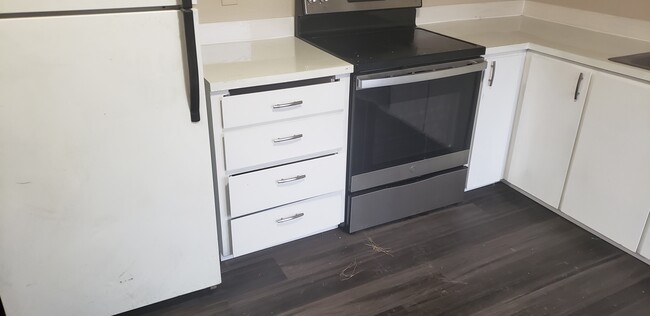 Foto del edificio - 923 E Marine View Dr