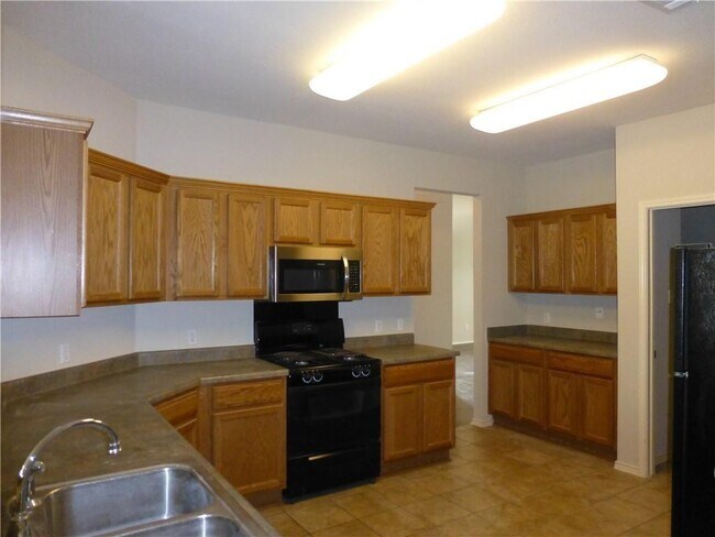 Building Photo - 3250 Corrigan Ln