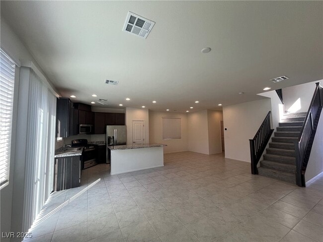 Building Photo - 89 Palm Pk Ct