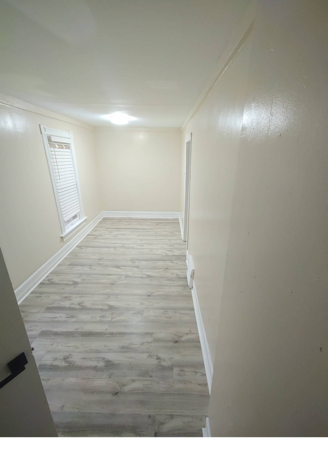 Foto del edificio - 2753 N Holton St