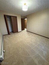 Building Photo - 66 Carter Cir