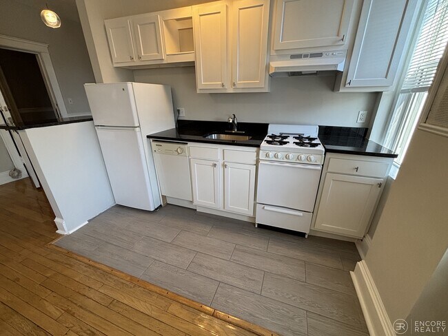 Foto del edificio - 1185 Commonwealth Ave