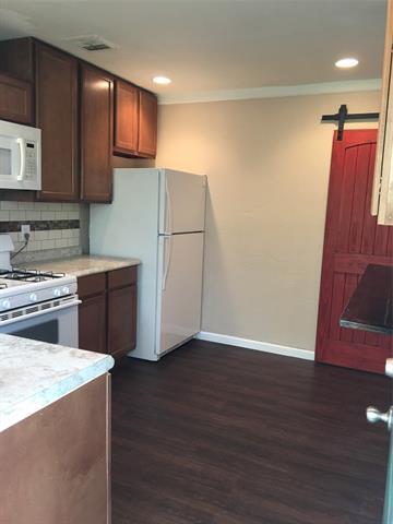 Building Photo - 509 S Fannin St