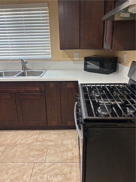 Foto del edificio - 13009 13th St