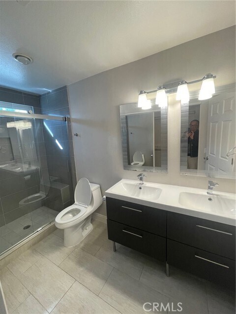 Foto del edificio - 212 Eisenhower Way