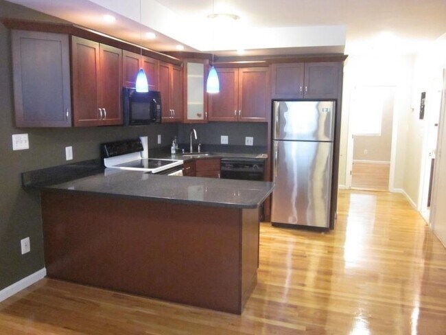 Foto del edificio - 202 W 9th St