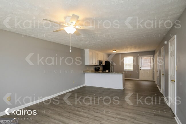 Foto del edificio - 105 Fawn Dr