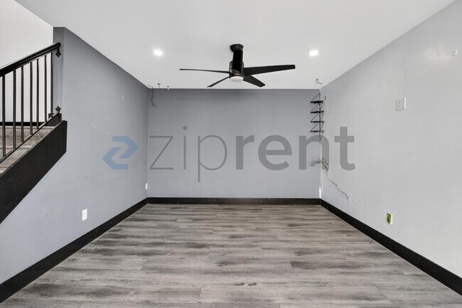 Foto del edificio - 69 Connoley Cir