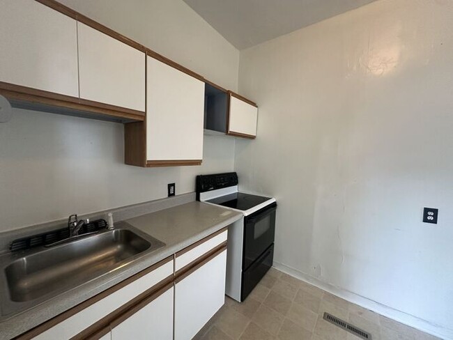 Foto del edificio - 1 Bed 1 Bath Apartment Close to Downtown GJ