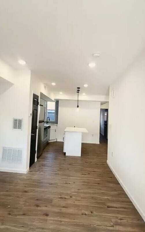 Foto del edificio - 1807 W Albanus St