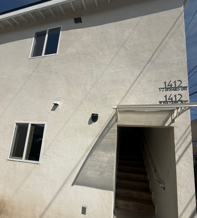 Foto del edificio - 1414-1412 N Hazard Ave