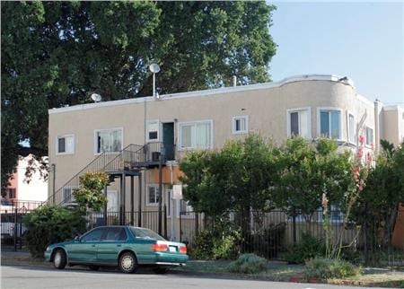 Building Photo - 1501 23rd Ave
