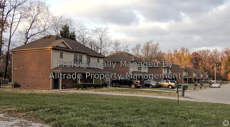 Primary Photo - 1401 Somerset Ct